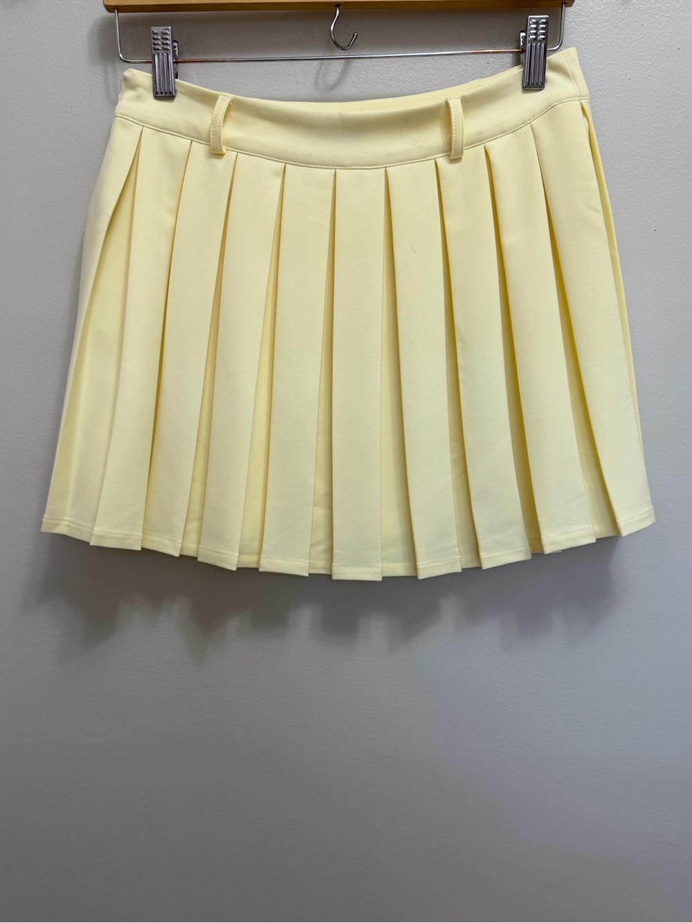 Meshki Mura Set 2 pc Vest and Pleated Skirt Yellow Size Small - Picture 9 of 13